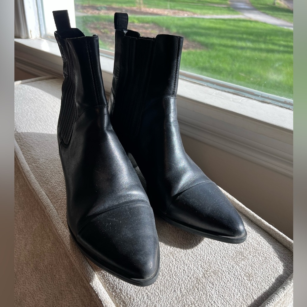 Vagabond Chelsea Boots